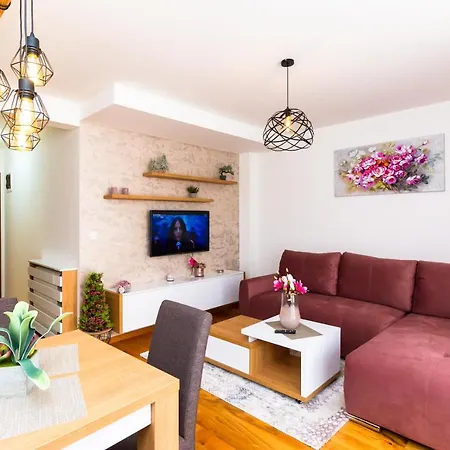 “apartment Golden Peace”