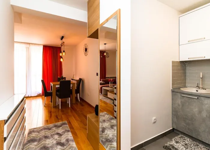 דירה “apartment Golden Peace” *